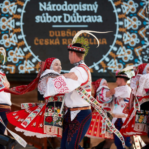 Zahraničné kolektívy na Folklórnom festivale Východná