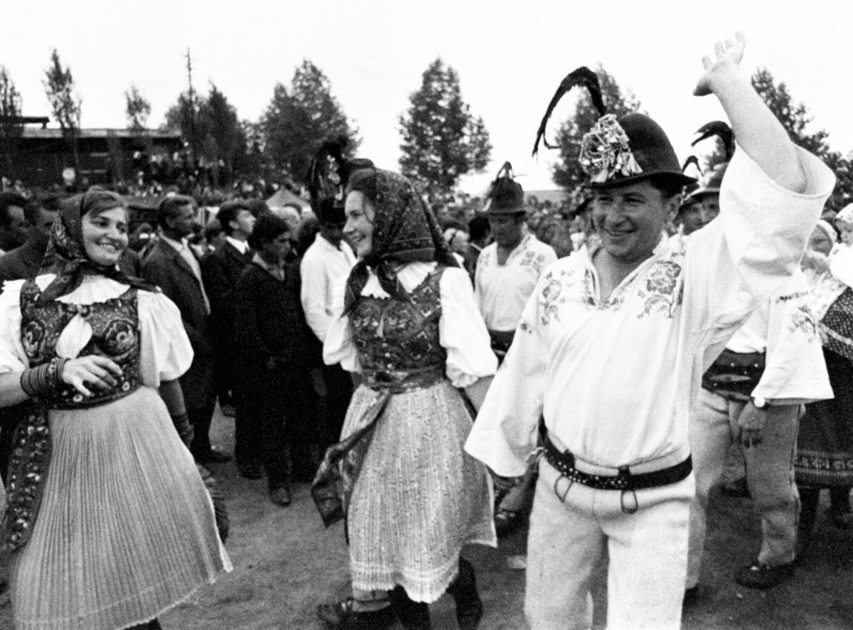 Ján Majerčík v sprievode, r. 1965