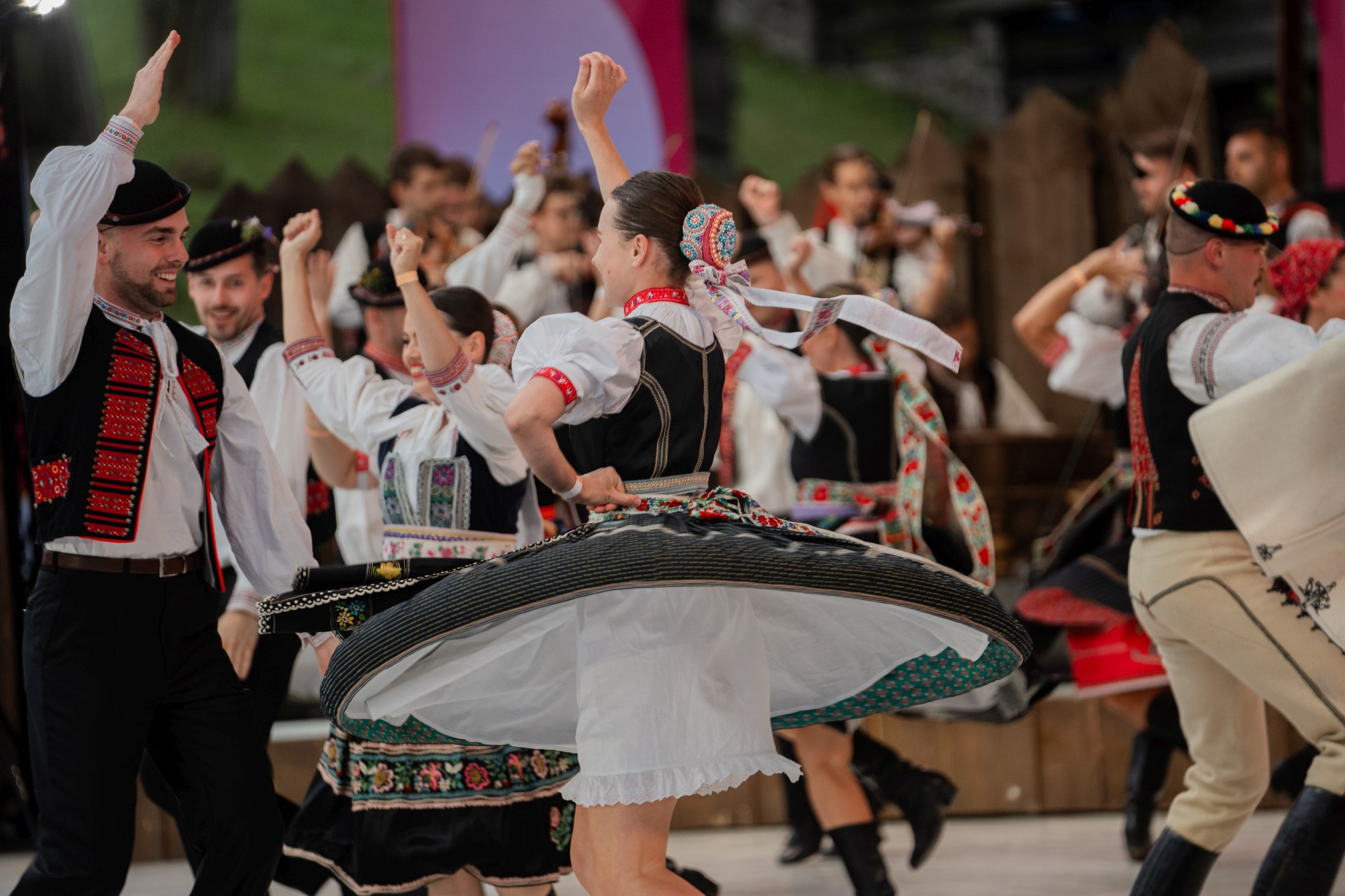 Oslavujeme Svetový deň folklóru